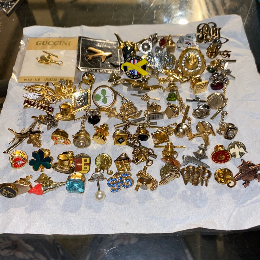 Vintage men’s tie tacks